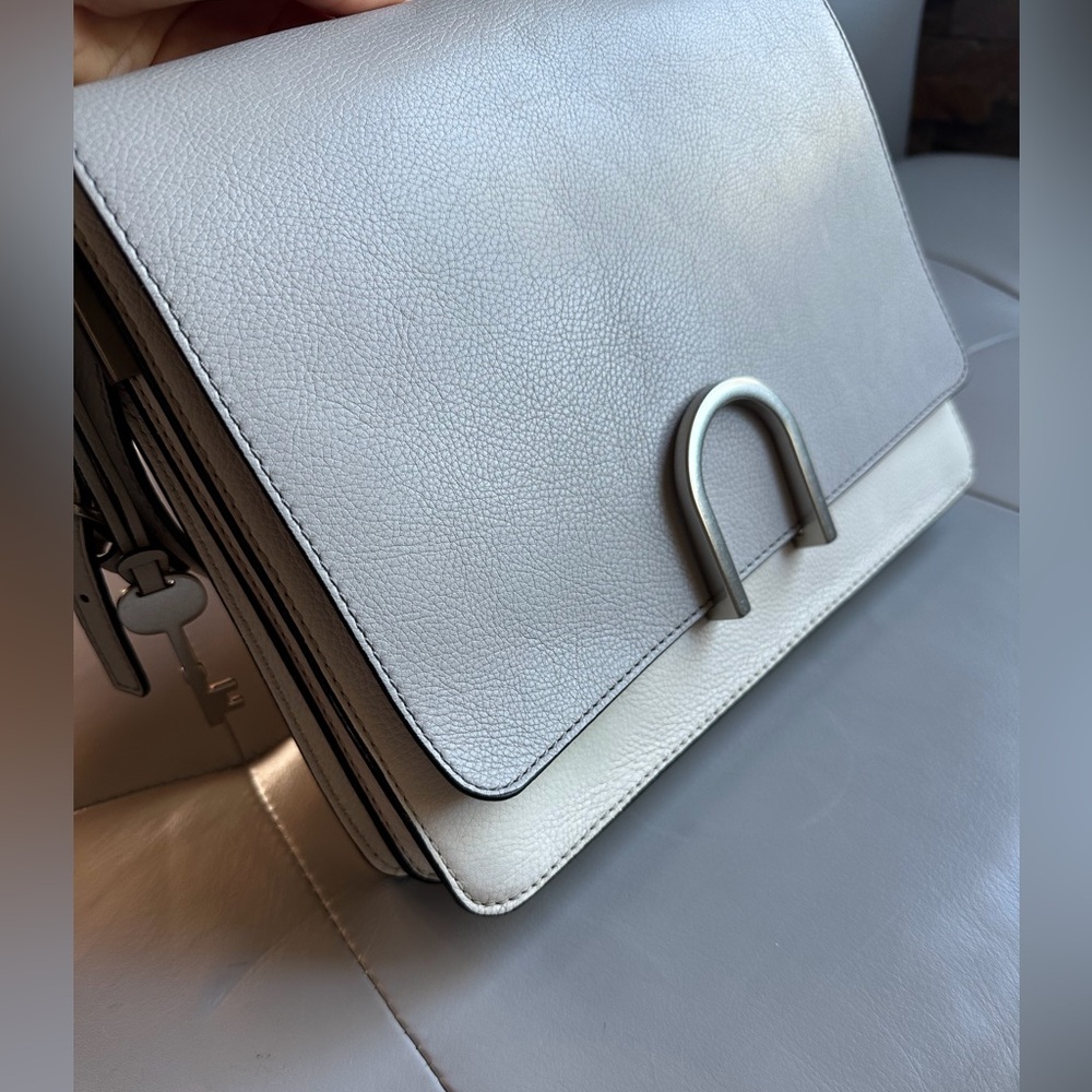Fossil Light Gray/Cream Finley Leather Shoulder Bag - Picture 13 of 16
